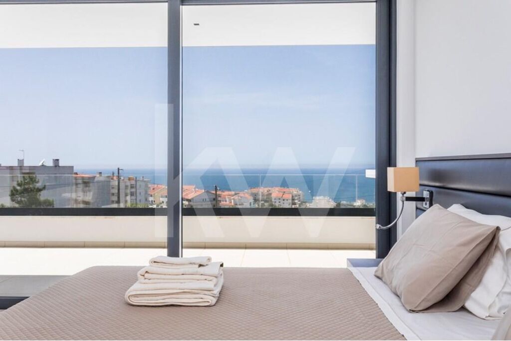 Vivenda de Luxo com piscina e vista mar na Ericeira - Casa Elise