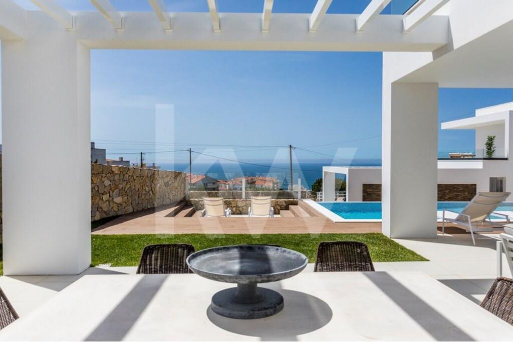 Vivenda de Luxo com piscina e vista mar na Ericeira - Casa Elise